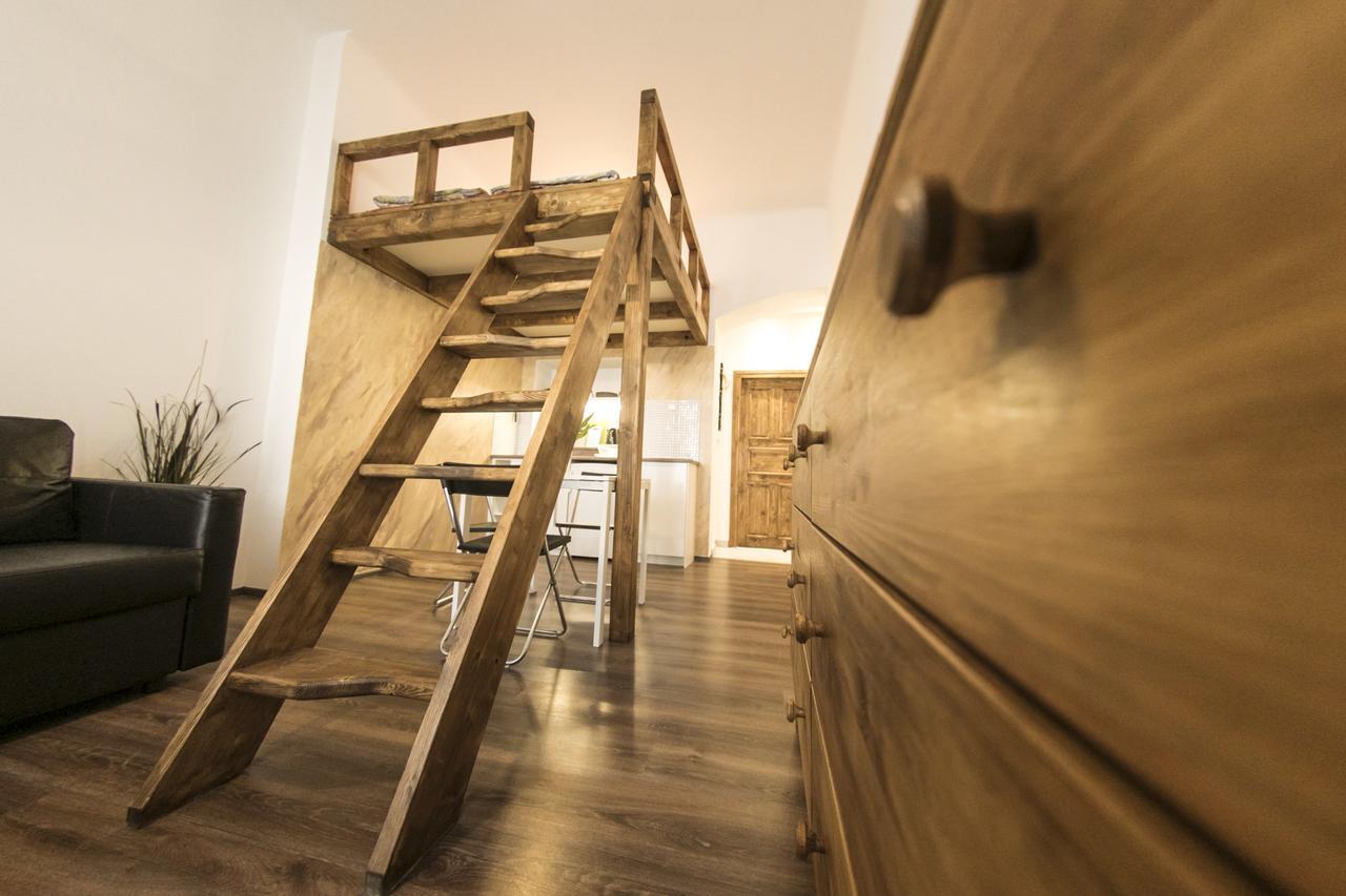 Freedom Rooms & Apartments Praga Exterior foto