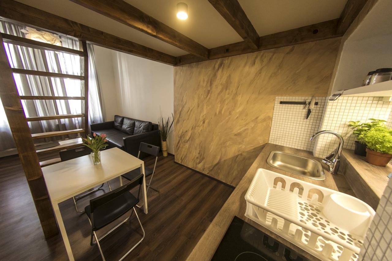 Freedom Rooms & Apartments Praga Exterior foto