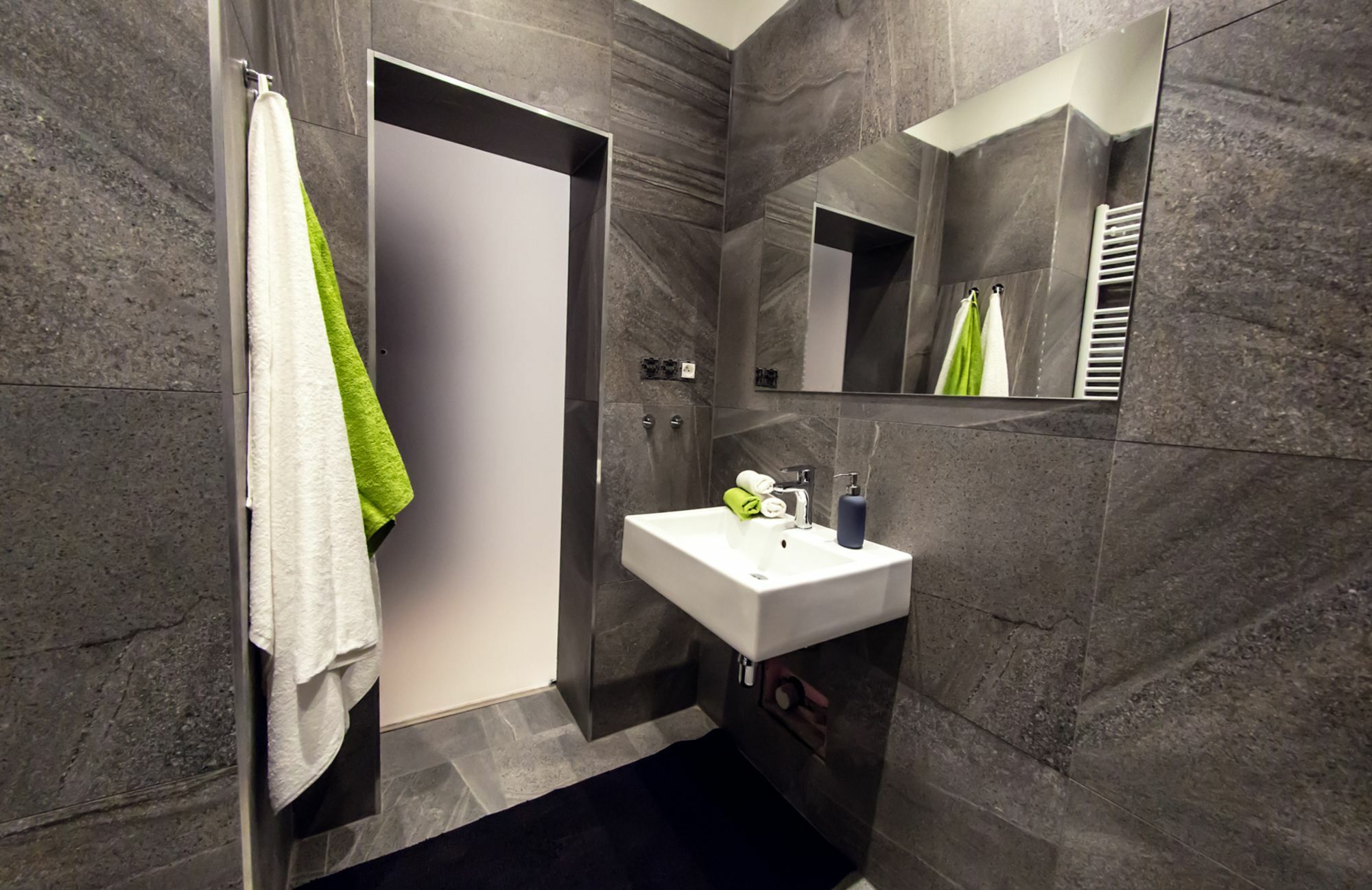 Freedom Rooms & Apartments Praga Exterior foto